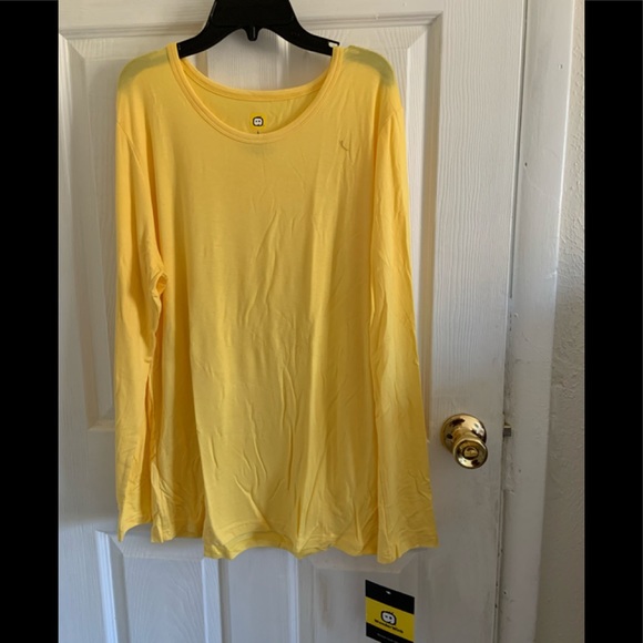 Tee - Picture 2 of 5